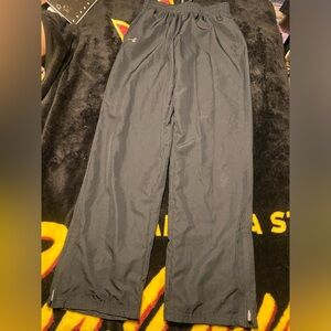 Under Armour windbreaker Pants